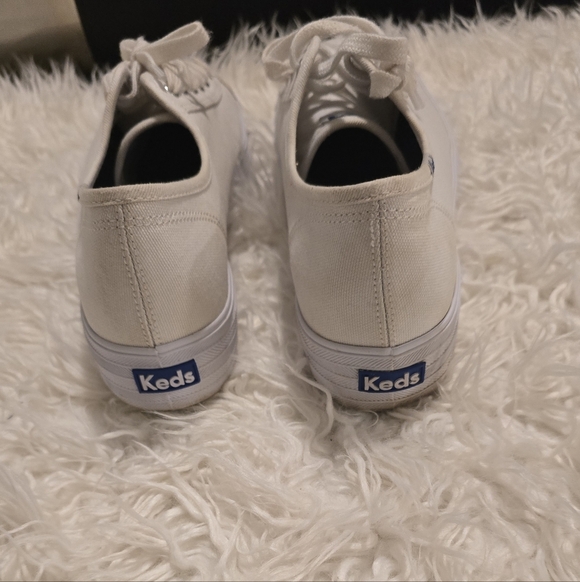NWOT KEDS platform tennis shoes - Picture 4 of 6